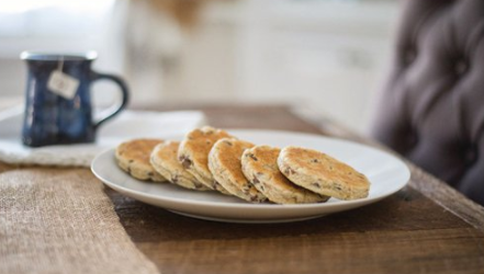 Welsh Cakes - Apple Crisp - Ready Made